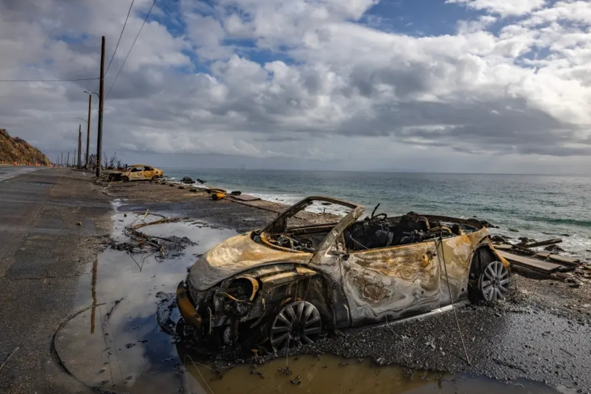 kule donen malibu sahiline milyarder kardeslerden 65 milyon dolarlik yatirim 0 rHUuLitz