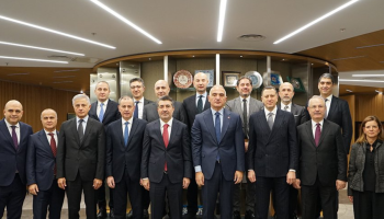 kultur ve turizm bakani mehmet nuri ersoy bankalar birligi yoneticileriyle turizmde yeni sezonu degerlendirdi KrsXaQgc