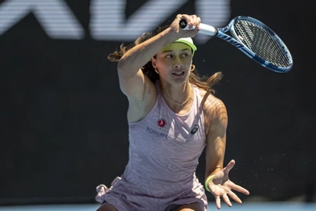 milli tenisci zeynep sonmez avustralya acik 3uncu turunda putintsevaya yenilerek turnuvaya veda etti FgBtPG1f
