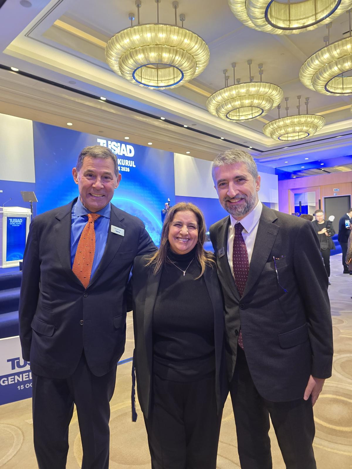 nazim hikmetin dizelerinin damga vurdugu bir patronlar kulubu tusiadin genel kurulundan notlar 0 NgkA5aY3