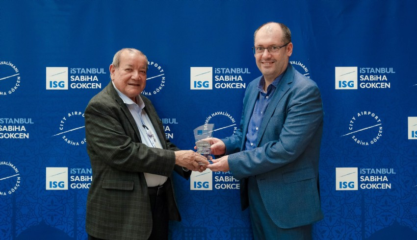 ozbekistandaki yeni taskent havalimaninin ceosu berk albayrak imajini bastan asagi yenileyerek ozbekistana gitti 2 2bY5sZfh