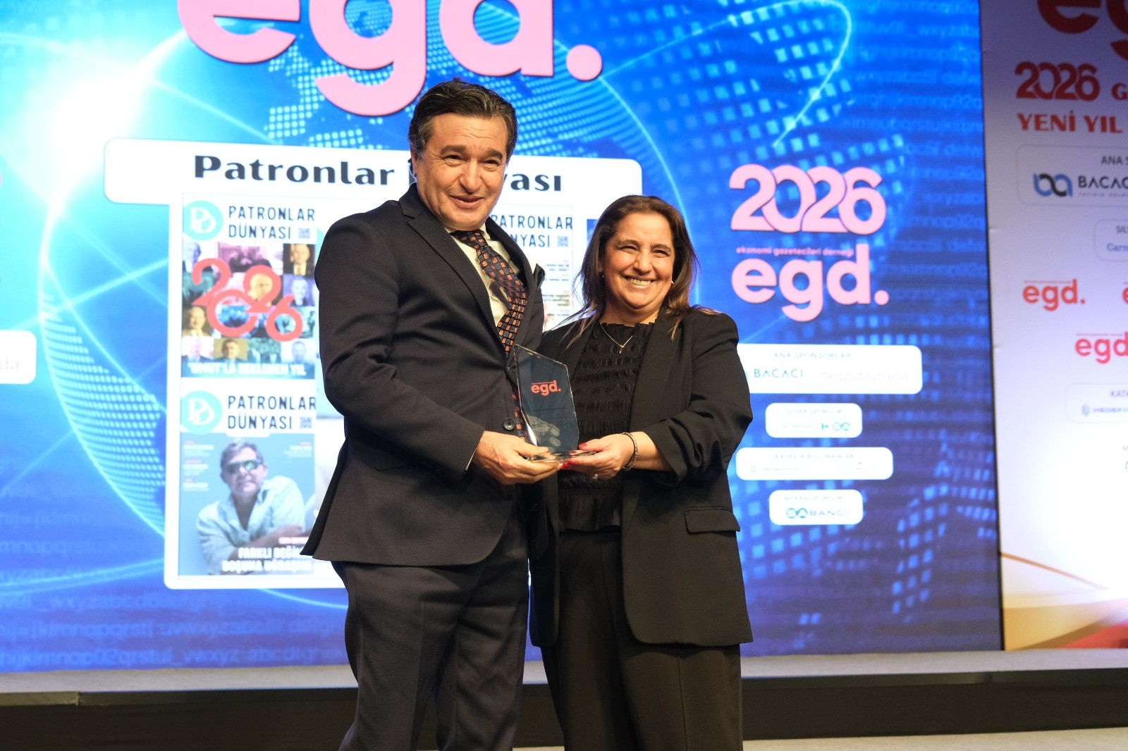 patronlar dunyasi dergisine meslege katki plaketi 0 IteqN1rd