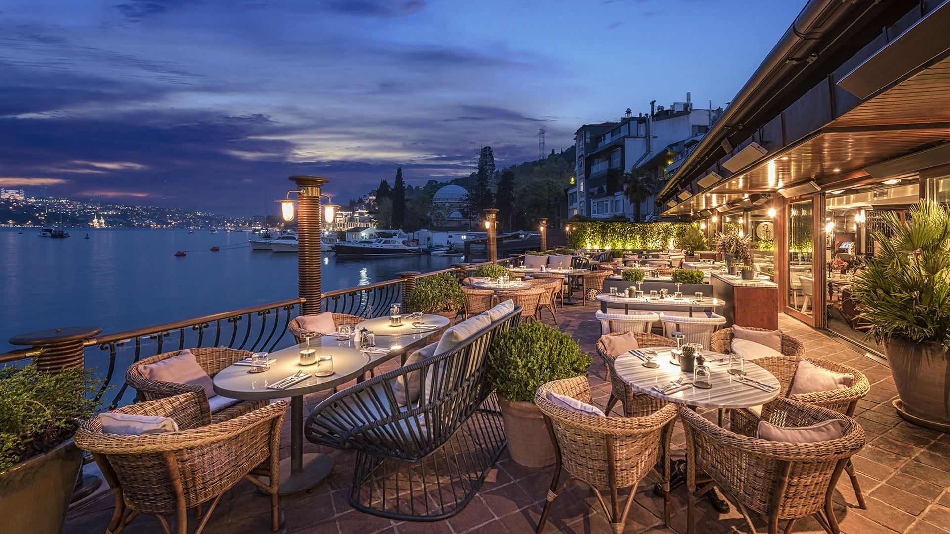 pd yazari elif yildiz harmankaya bir zamanlar ipekli odalarinda istanbulun asaletini yansitan bebek otelini ktFsVUMt