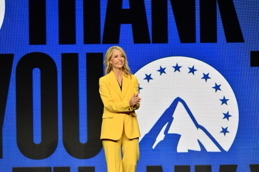 perakendenin onde gelen sirketlerinden gap eglence islerinden sorumlu bir pozisyon yaratti ve basina paramountun GBhliyhD