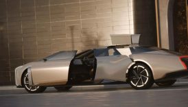 rolls royceu bile golgede birakan elektrikli kara yati DnaPflXa