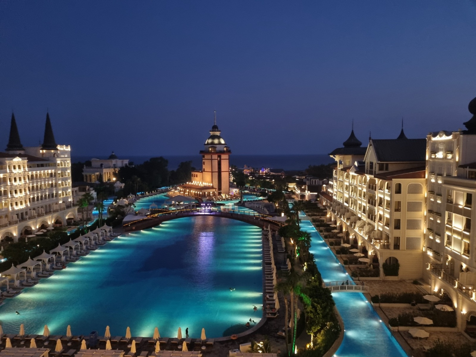 rus telman ismailovdan rusyanin en buyuk tur operatorlerinden turk pegasa uzanan 7 yildizli mardan 7A3QqP6U