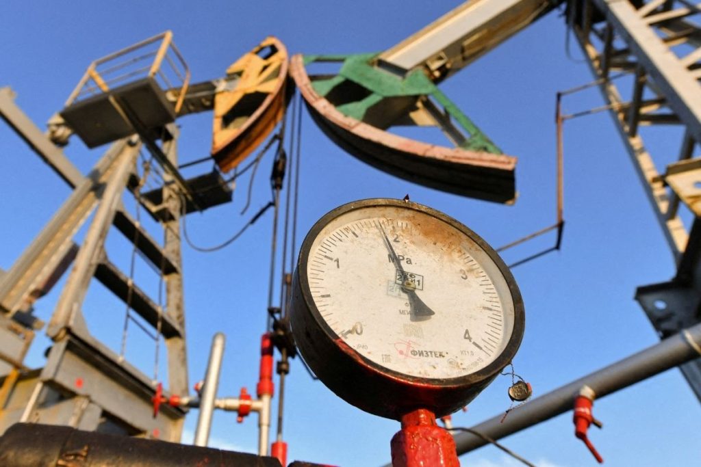 rusyanin petrol ve dogal gaz gelirleri 2025te yuzde 24 azaldi xiuiaXM1