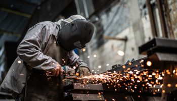 sanayide istihdam subat 2022den bu yana en dusuk seviyede zHXhJ5HL