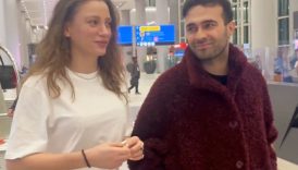 Serenay Sarıkaya ve Mert Demir çifti yeni yıla Paris'te girdiler İstanbul'a döndüler 3 serenay sarikaya ve mert demir cifti yeni yila pariste girdiler istanbula donduler gkaOAfOf