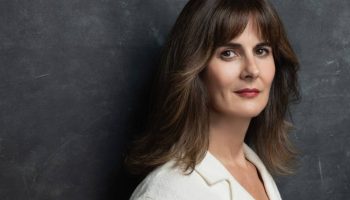 sovalyelik unvanina sahip kultur yoneticisi yesim gurer oymak iksvnin basina geciyor wevmUfeN