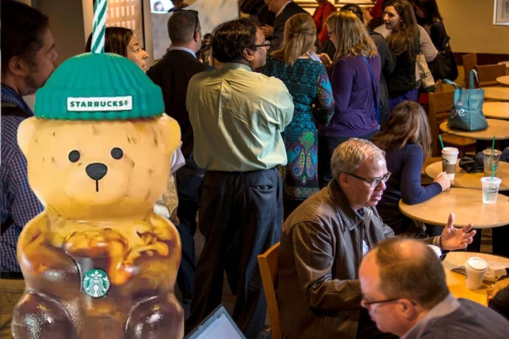 starbucksin ayicik kupasi luks tuketim cilginliginin sembolu oldu iePG2jXA