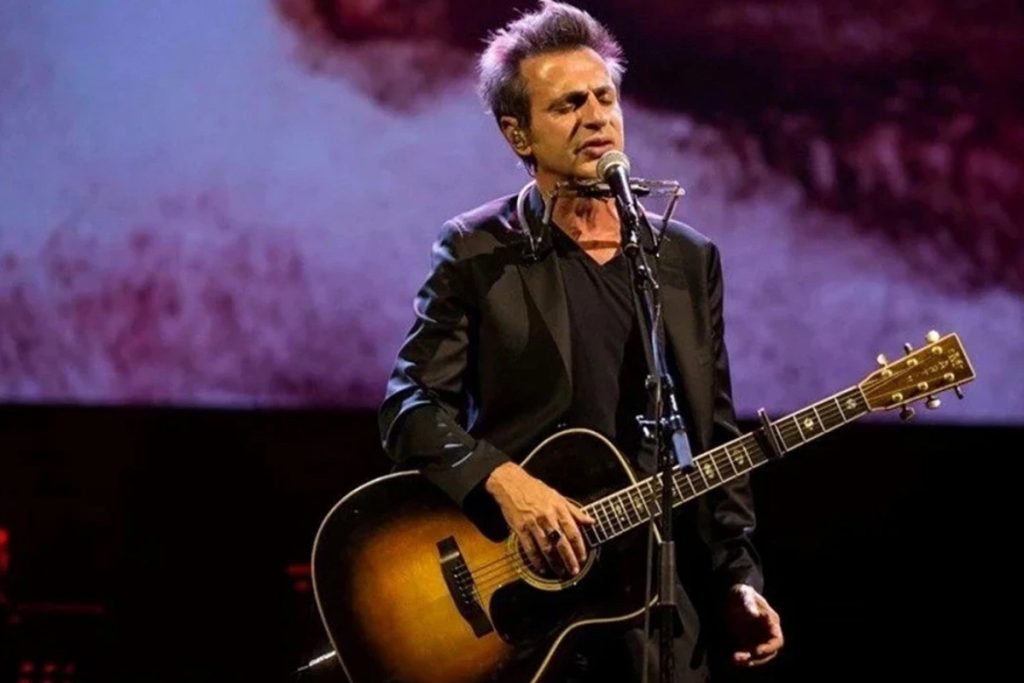 teoman annesinin sarkici olmasindan yillarca utandigini soylerken babalikta hayal kirikligi yasadigini itiraf etti TxmHJsc6