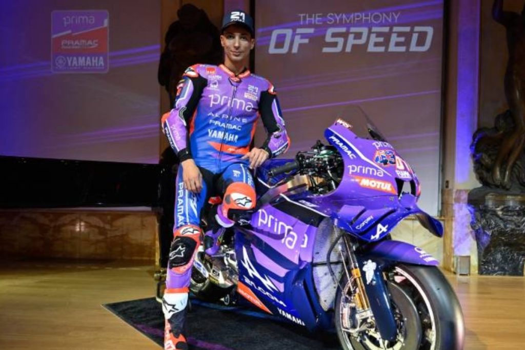 toprak razgatlioglu 2026 sezonunda motogpde yamaha pramac racing adina yarisacak VKKK8bLy