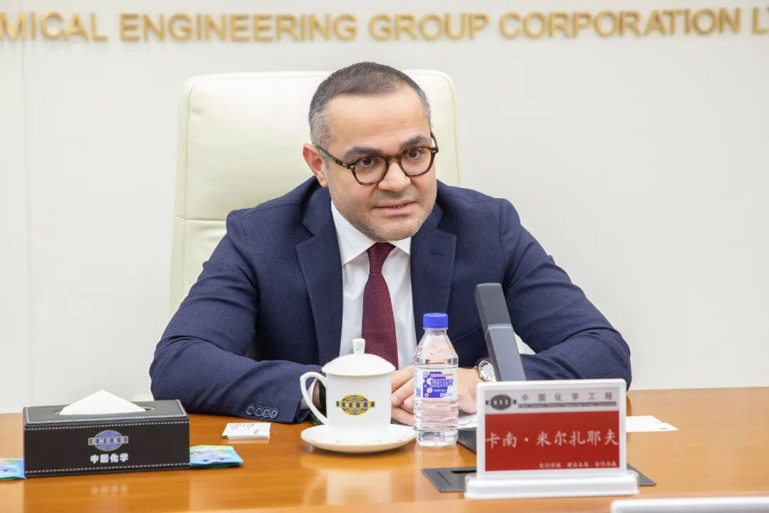 turk enerji devi petkimin ceosu cinli muhendislik devi cncec ile pekinde yaptigi gorusmede isbirligi Jz1mjHSL