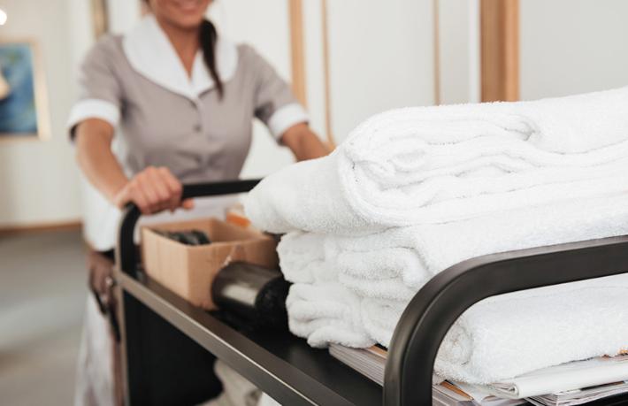 turk otelciler nitelikli personeli elinde tutmakta zorlanirken avrupa otelleri gozunu turk personellere dikti 2 bNU124EK