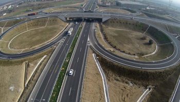 turkiyenin duble yol uzunlugu 30 bin kilometreyi asti cumhurbaskani recep tayyip erdogan zaman ve wFOX772n