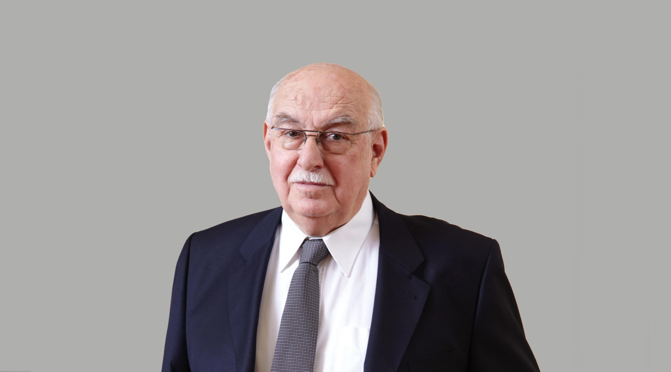 Türkiye’nin en önemli şirketlerinden Aksa’da mütevazilikle yazılmış bir patrona, Ali Metin Kazancı’ya veda 1 turkiyenin en onemli sirketlerinden aksada mutevazilikle yazilmis bir patrona ali metin kazanciya veda 0 13lXm4Wm