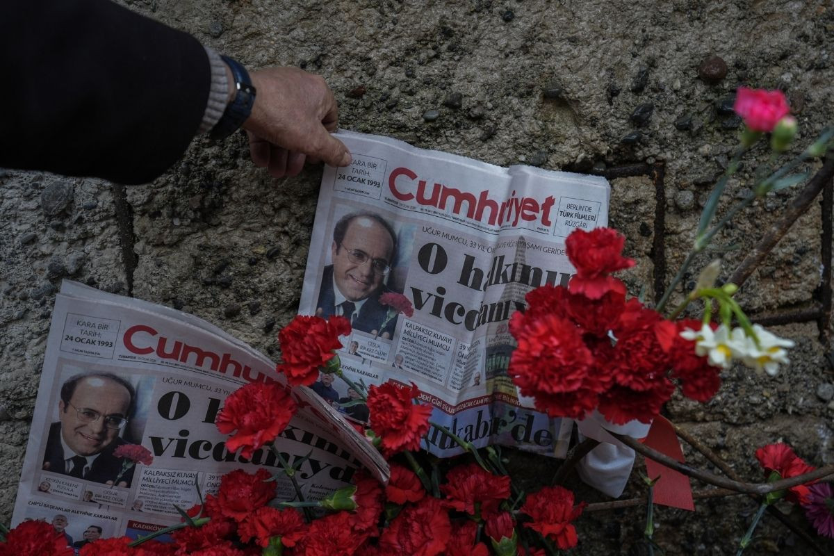 ugur mumcu katledilisinin 33uncu yilinda anildi 1 8FvK271l