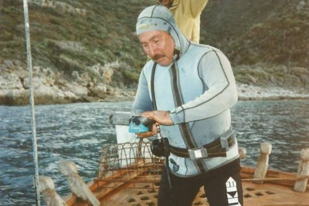 uluburun batigini kesfeden efsane dalgic mehmet cakir hayatini kaybetti se71We2l