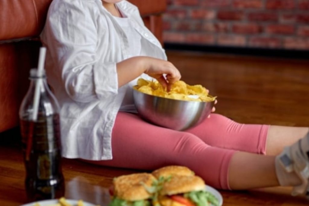 uzmanlara gore her 5 cocuktan biri fazla kilolu NmuDQcQ8