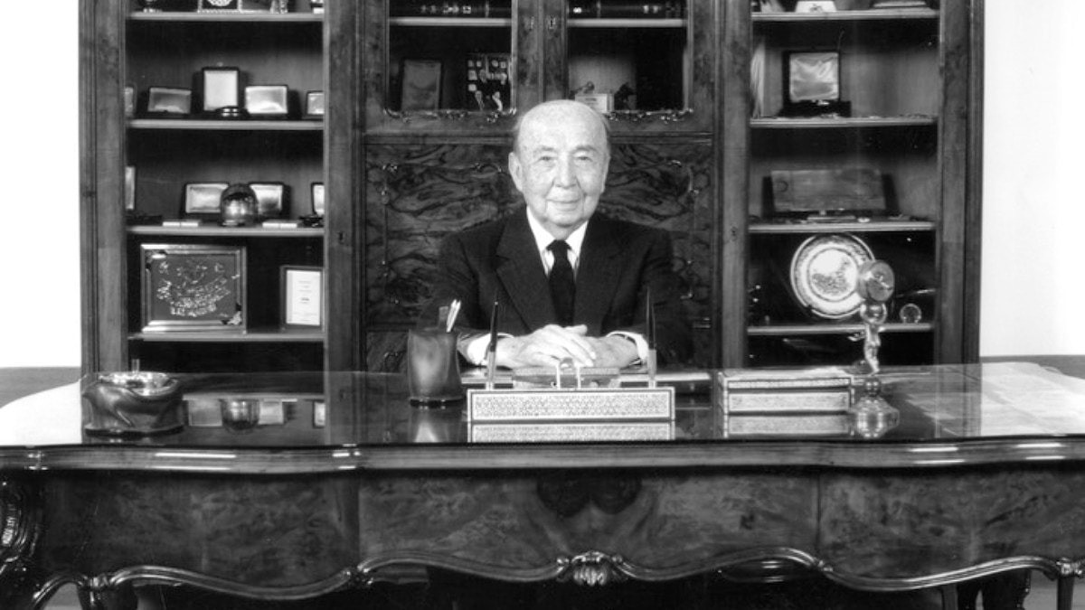 vehbi koc 30 sirketini birlestirip holdingin basina oglu rahmi kocu getirdigi gun yaptigi konusmada ZBprjRki