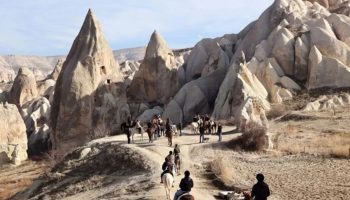 yerli turist 9 ayda 4695 milyar liralik harcama yapti C1VyAQQI