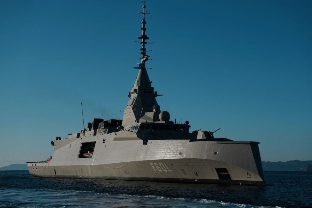 yunanistanin yeni firkateyni kimon saron korfezine ulasti SxH8V2Cl