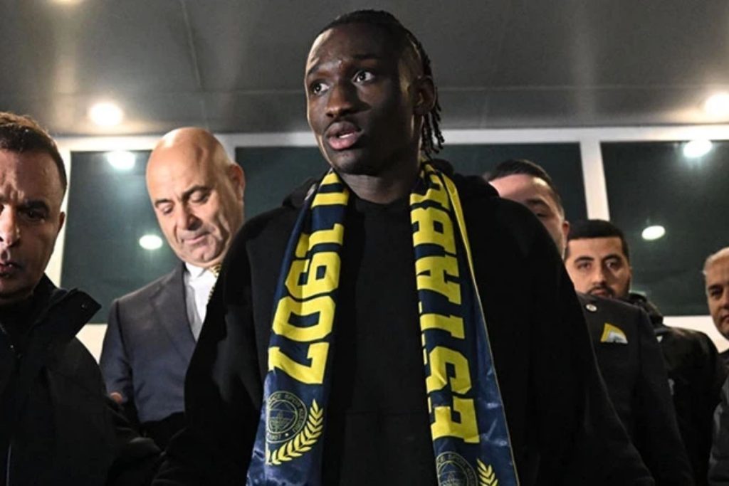fenerbahcenin yeni fransiz golcusu sidiki cherif istanbulda HBVrbTJE