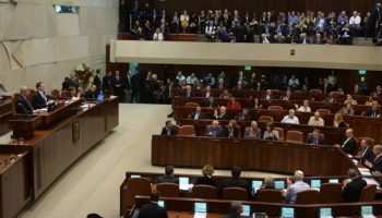 israil meclisinde ypgnin sozde ozerk yonetim temsilcisi agirlandi jHDvAPUZ