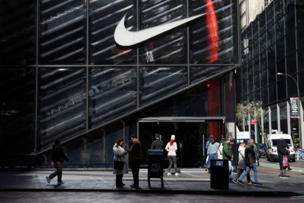 nikea beyaz calisanlara ayrimcilik sorusturmasi 7ebPWkTC