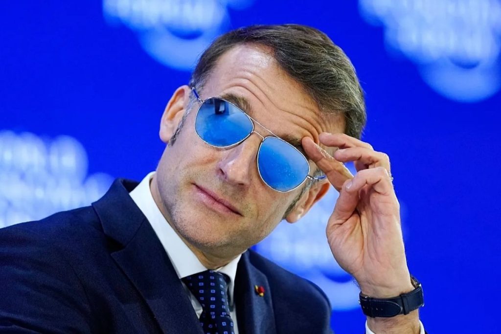 rus istihbarati fransa cumhurbaskani macronun afrikada bazi liderlerin ortadan kaldirilmasi icin istihbarata onay verdigini IaiwFr9X