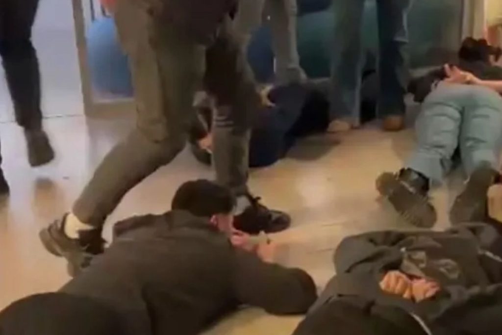 sislide kurulan sahte cagri merkezinde forex ve yatirim dolandiriciligi agi cokertildi 2Ba9ybwk